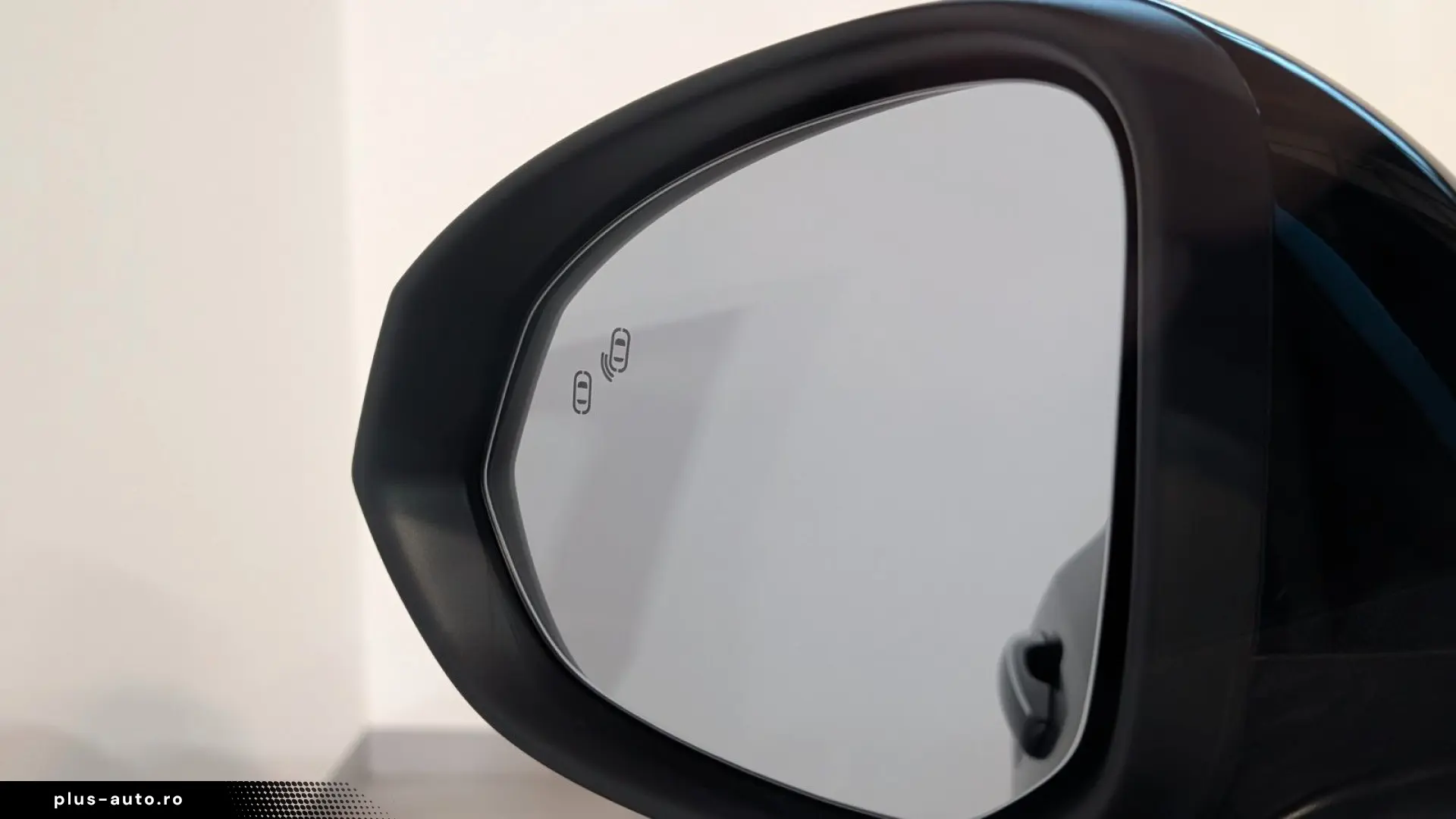 01 1.5 eHybrid AID 360 KAM PANO CARPLAY