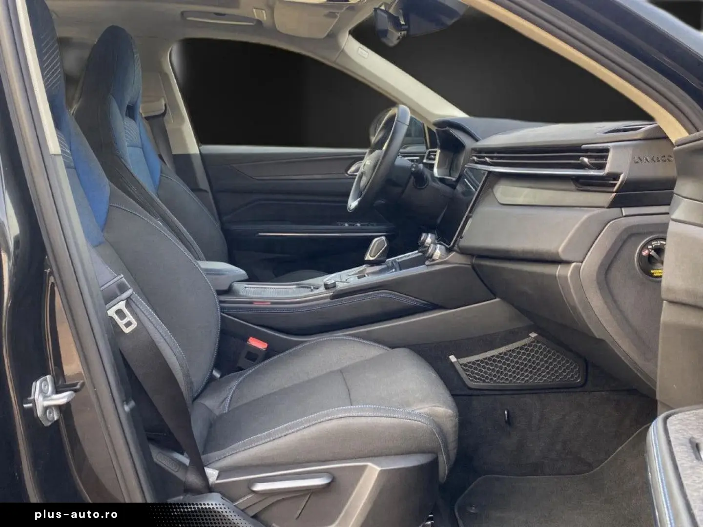 Lynk&Co Pano LED Navi ACC VZ TW Spur 18 Carplay