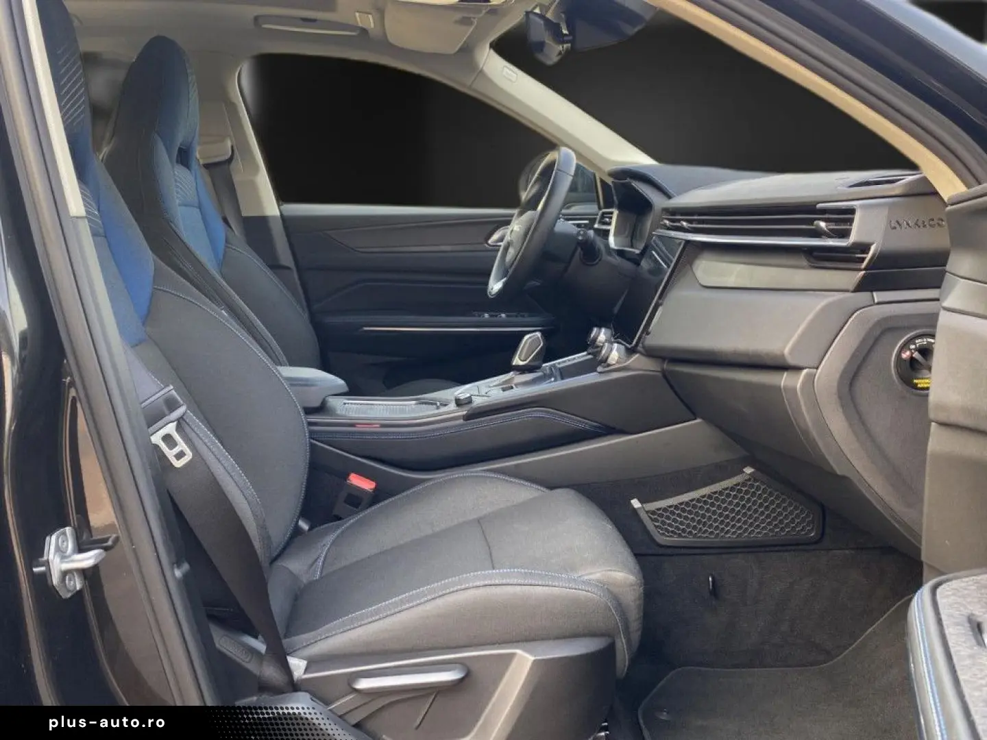 Lynk&Co Pano LED Navi ACC VZ TW Spur 18 Carplay