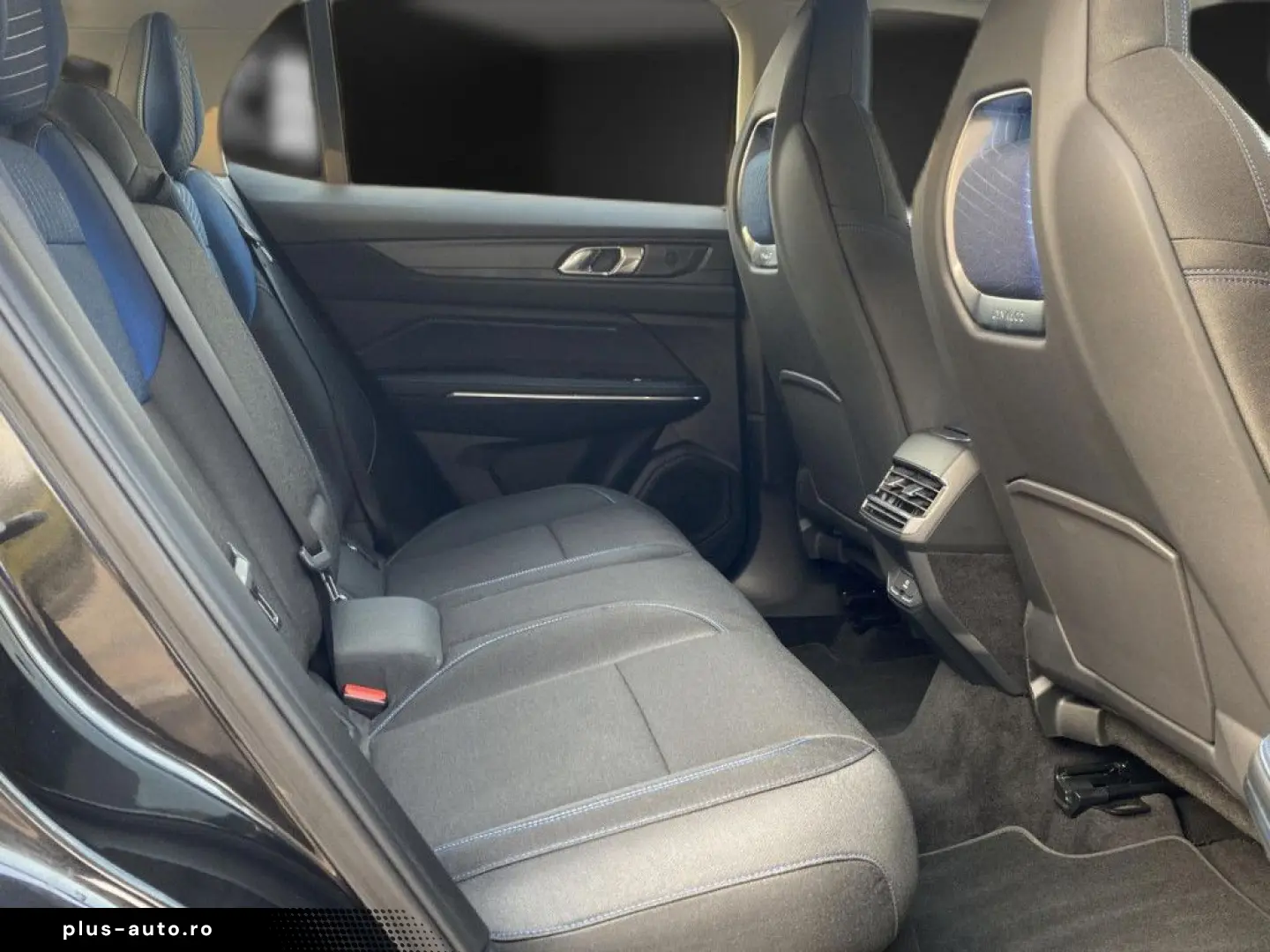 Lynk&Co Pano LED Navi ACC VZ TW Spur 18 Carplay