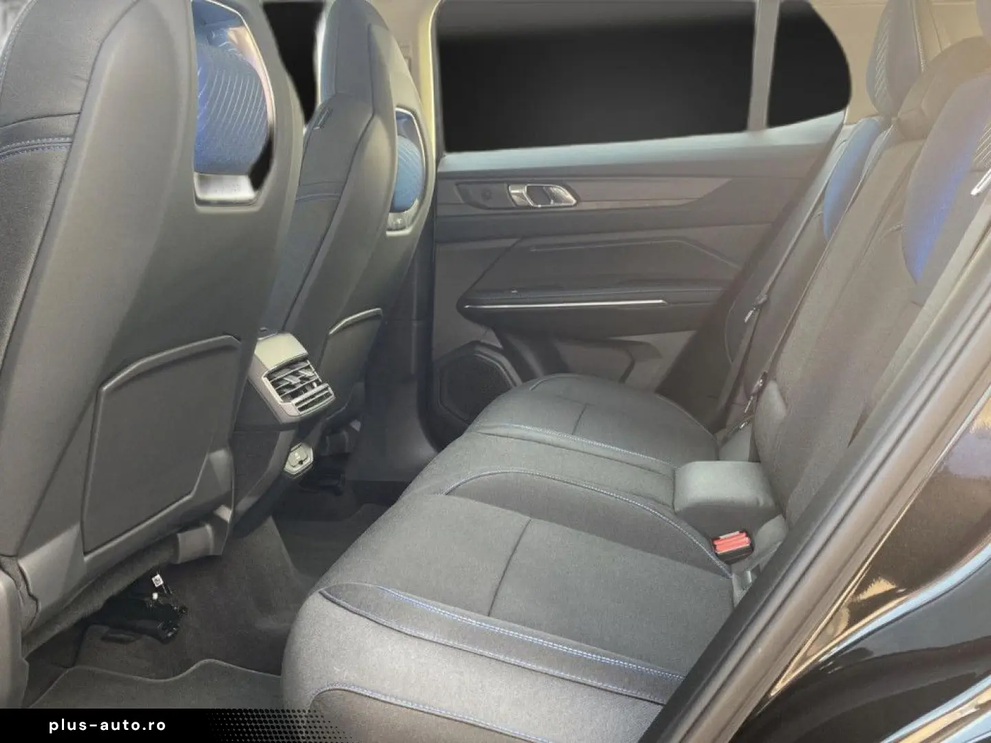 Lynk&Co Pano LED Navi ACC VZ TW Spur 18 Carplay