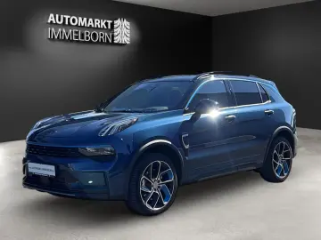 01 1.5 TD PHEV 192 kW 20 LED 360  Pano Sound DAB