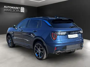 01 1.5 TD PHEV 192 kW 20 LED 360  Pano Sound DAB