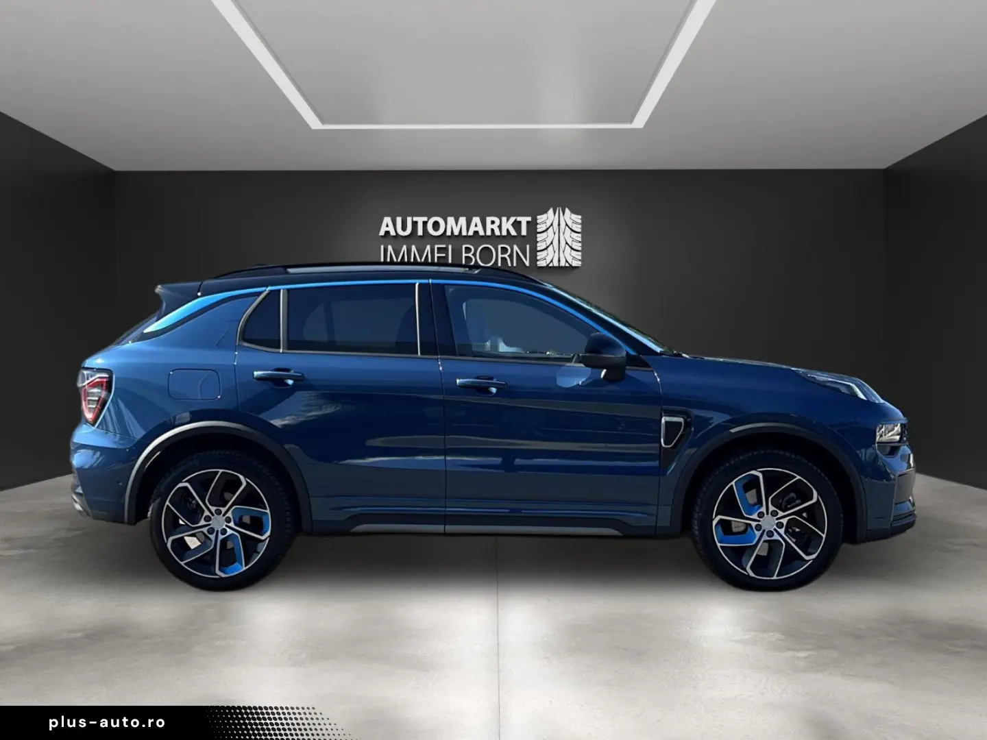 01 1.5 TD PHEV 192 kW 20 LED 360  Pano Sound DAB