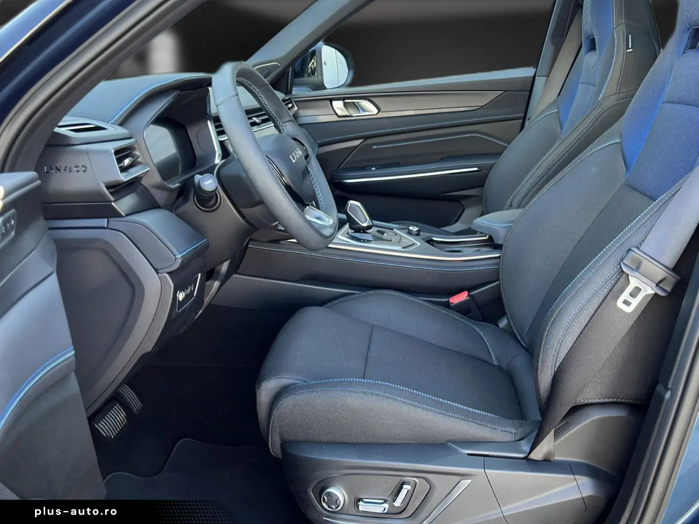 01 1.5 TD PHEV 192 kW 20 LED 360  Pano Sound DAB