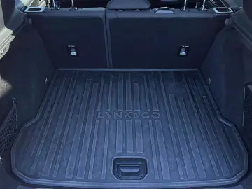 01 1.5 TD PHEV 192 kW 20 LED 360  Pano Sound DAB