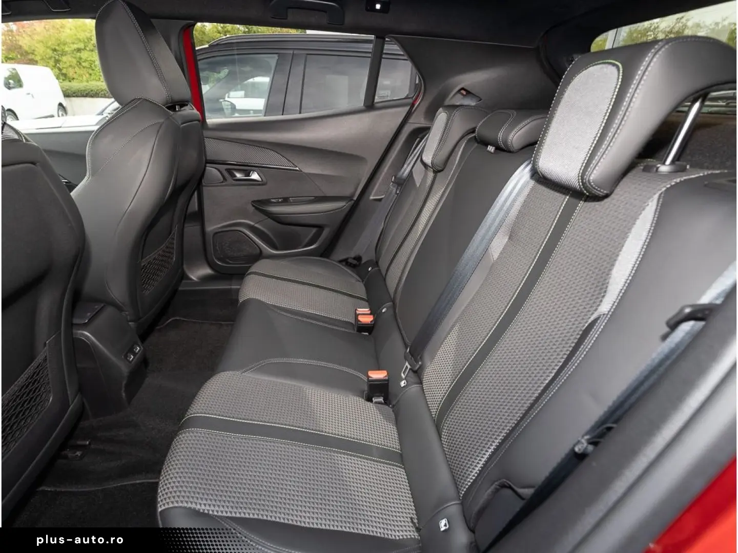 e-2008 ELEKTRO GT 136   PANORAMA SHZ RFK ASB LED