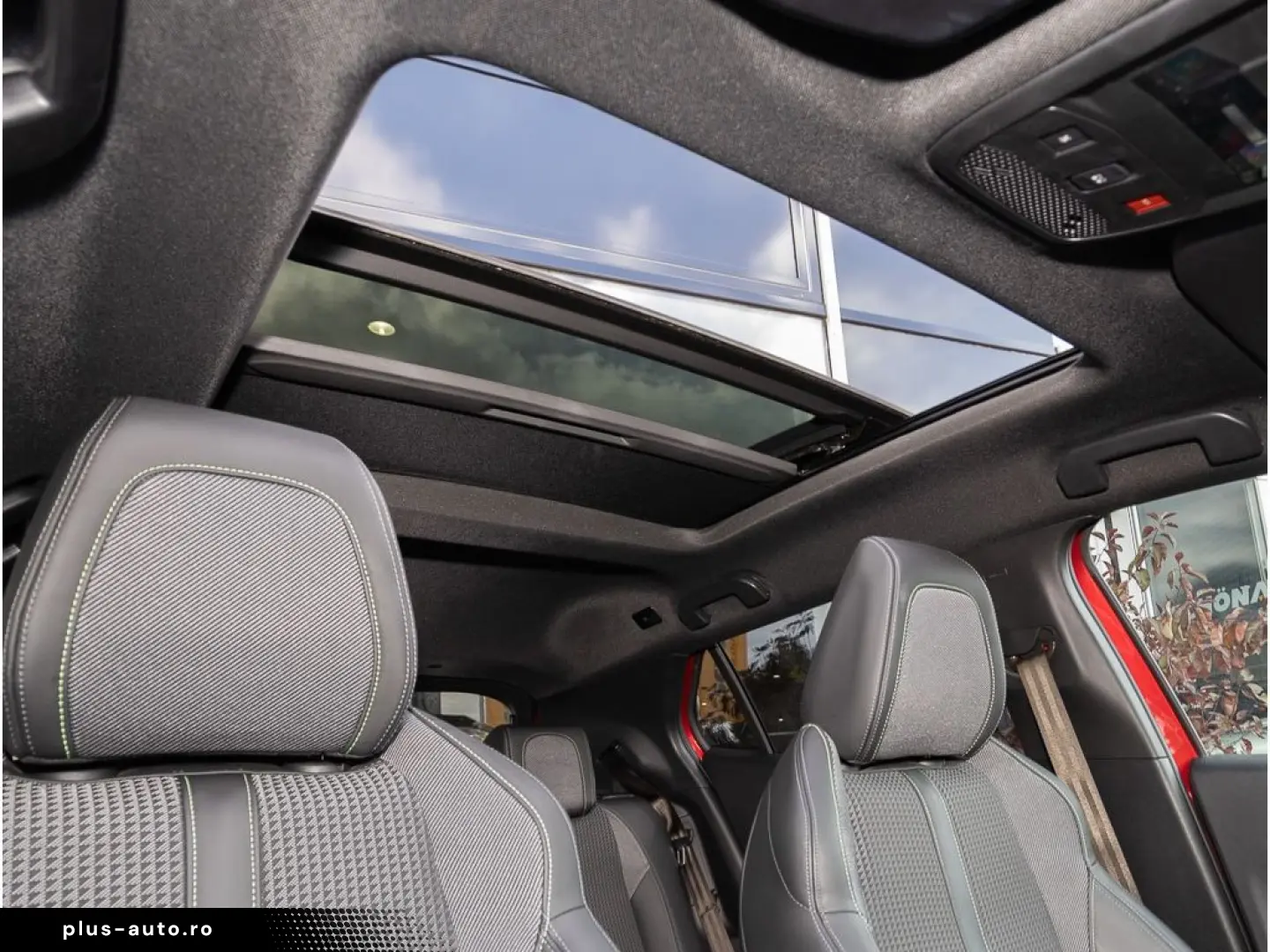 e-2008 ELEKTRO GT 136   PANORAMA SHZ RFK ASB LED