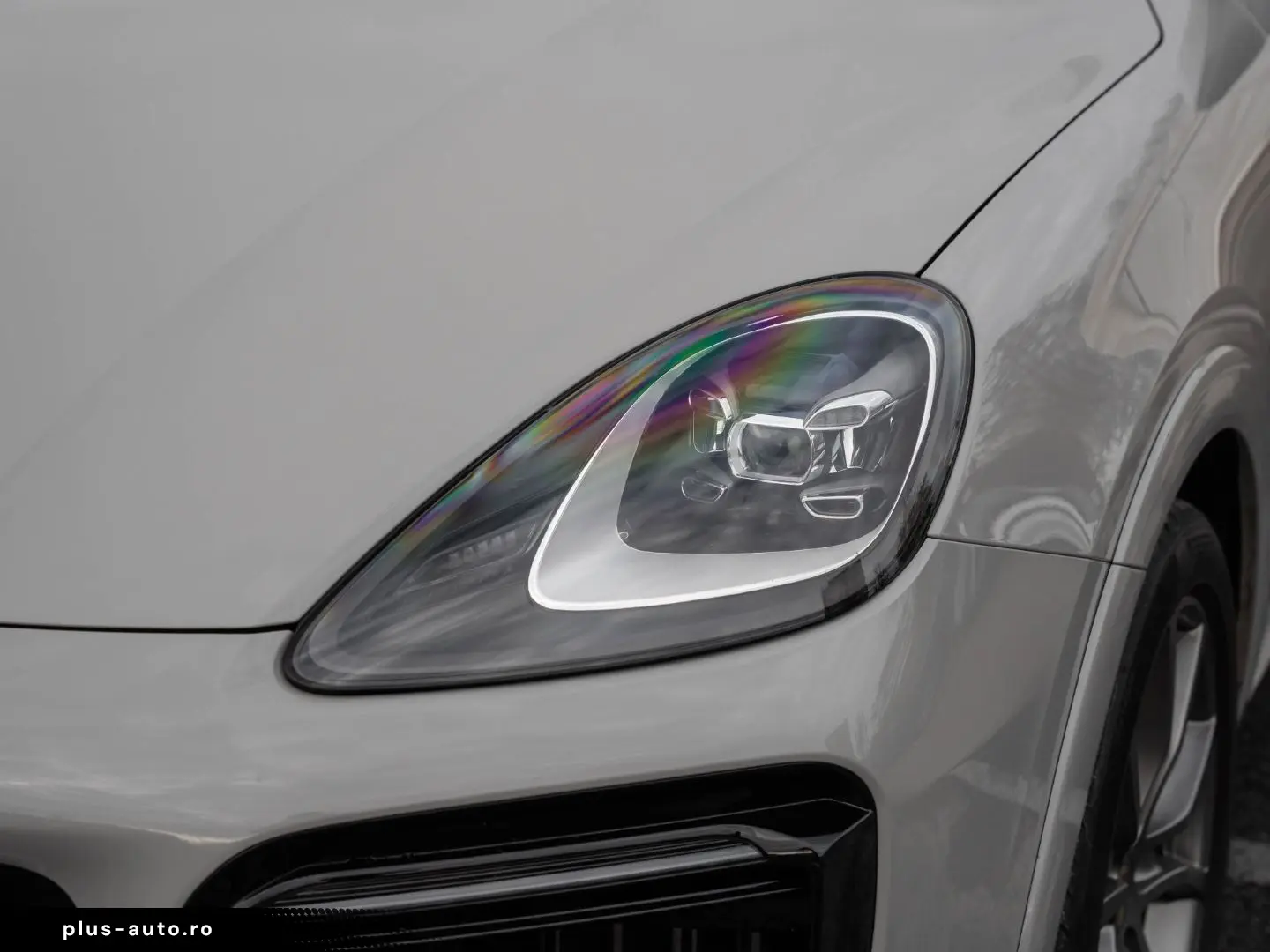 Cayenne S Coupe Platinum Edition AHK 21-Zoll