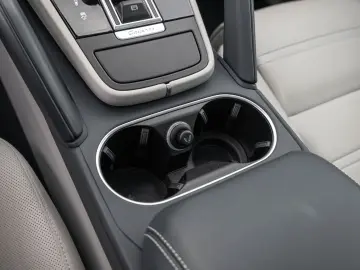 Cayenne S Coupe Platinum Edition AHK 21-Zoll