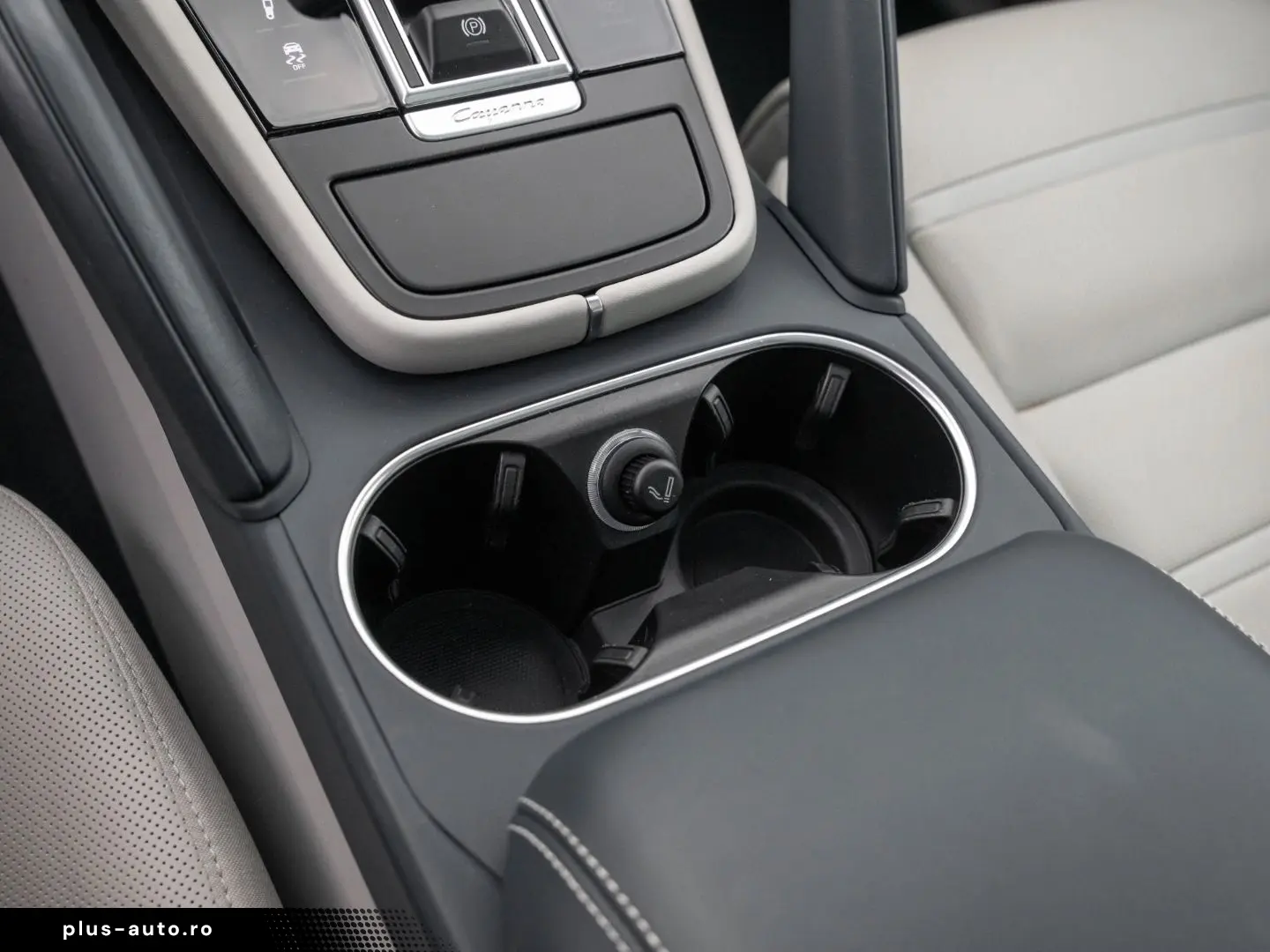 Cayenne S Coupe Platinum Edition AHK 21-Zoll