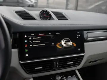 Cayenne S Coupe Platinum Edition AHK 21-Zoll
