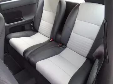 VOLVO C30 1.6D 2009 XENON PIELE