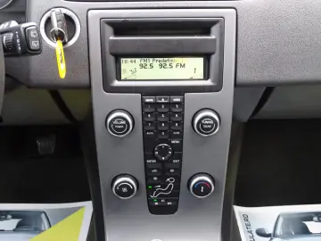 VOLVO C30 1.6D 2009 XENON PIELE