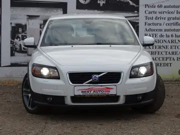 VOLVO C30 1.6D 2009 XENON PIELE