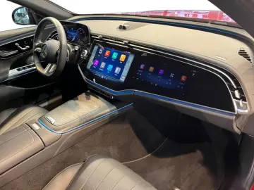 E 220 d AMG AMG MBUX Superscreen Burm Night AHK