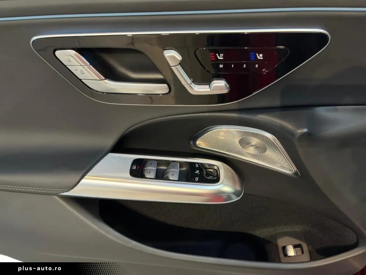 E 220 d AMG AMG MBUX Superscreen Burm Night AHK