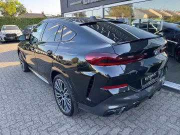 X6 M60 i xDrive M-SPORT-PRO H&K PANO-SKY CARBON