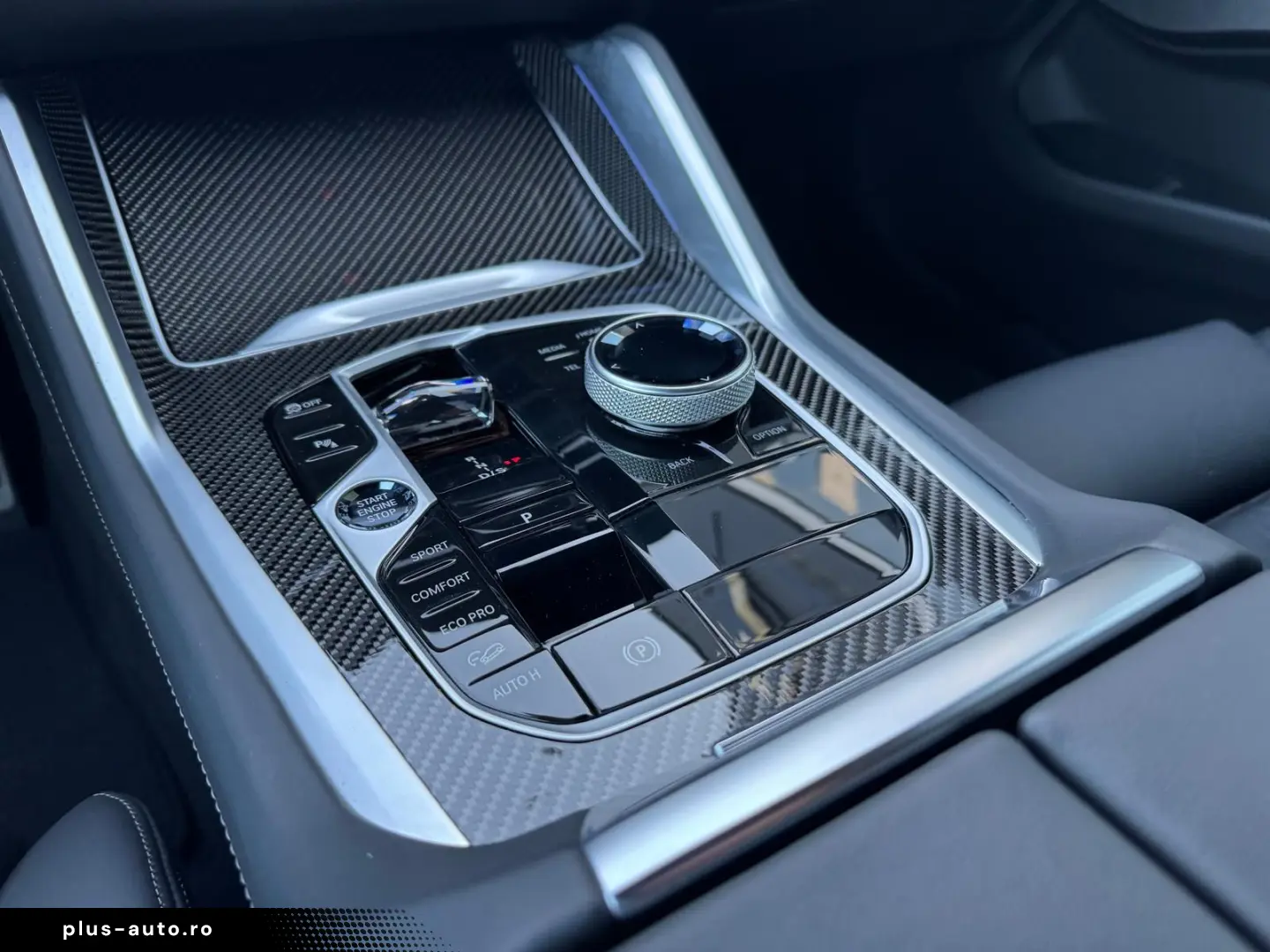 X6 M60 i xDrive M-SPORT-PRO H&K PANO-SKY CARBON