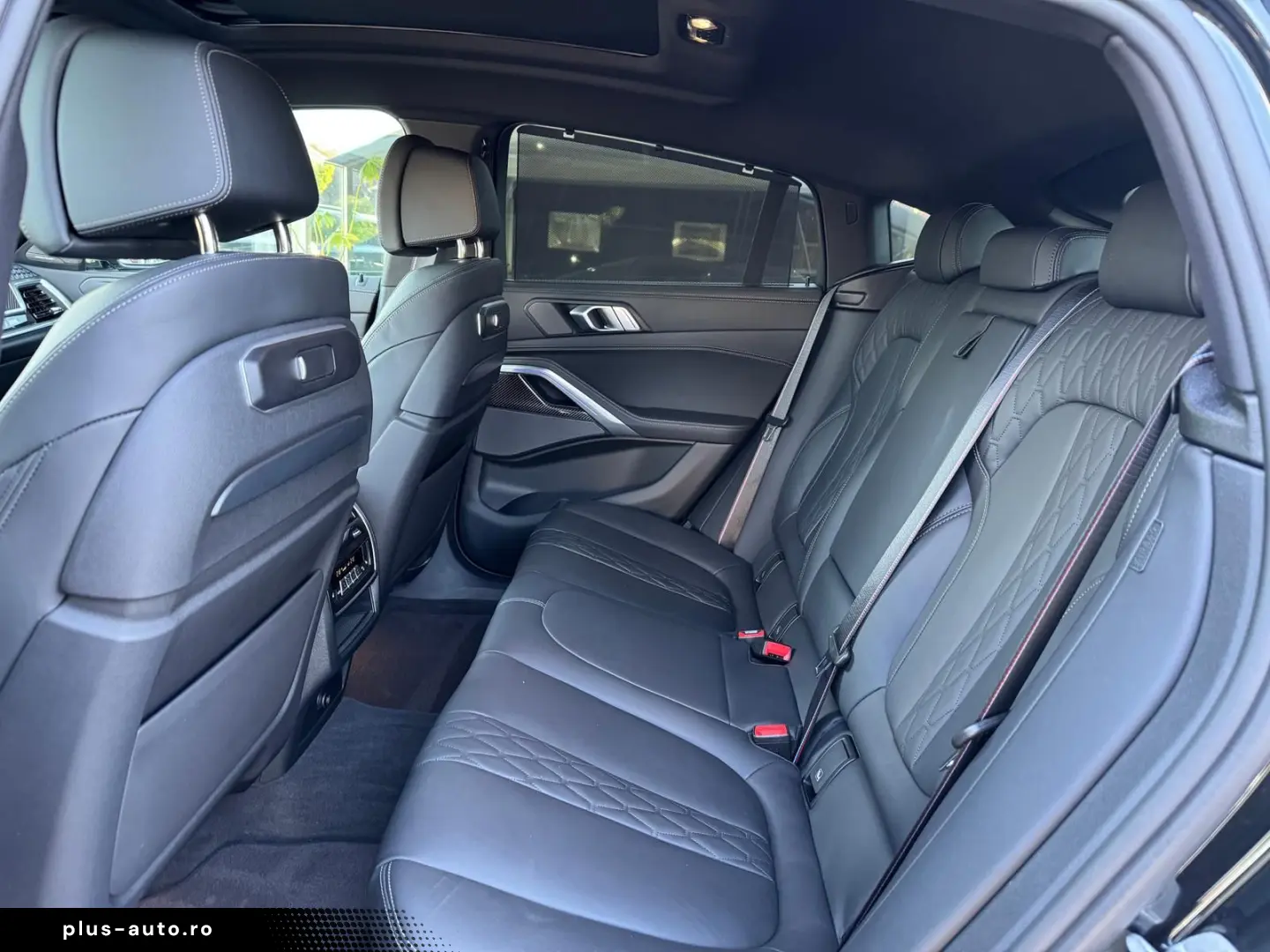 X6 M60 i xDrive M-SPORT-PRO H&K PANO-SKY CARBON