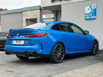 M235i xDrive GC M Sitz Shadow Pano Cam HUD H K