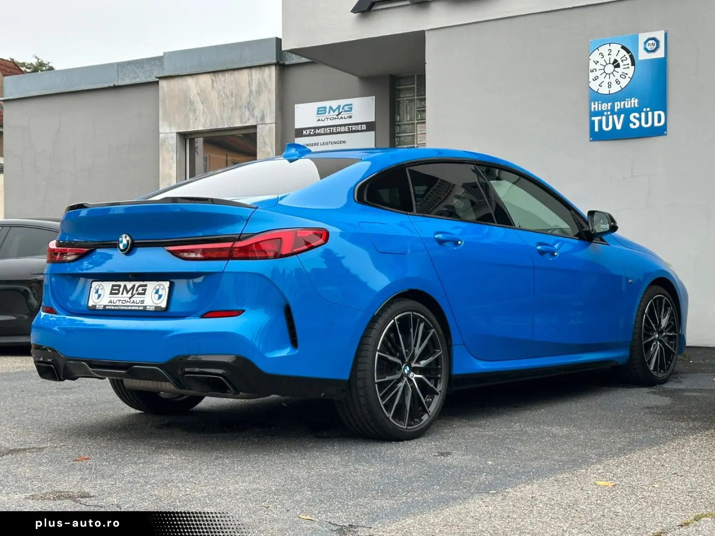 M235i xDrive GC M Sitz Shadow Pano Cam HUD H K