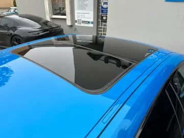 M235i xDrive GC M Sitz Shadow Pano Cam HUD H K