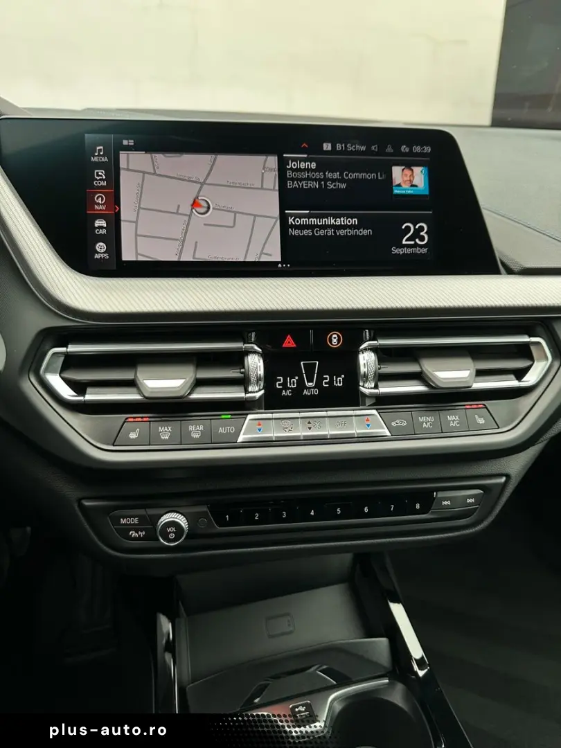 M235i xDrive GC M Sitz Shadow Pano Cam HUD H K