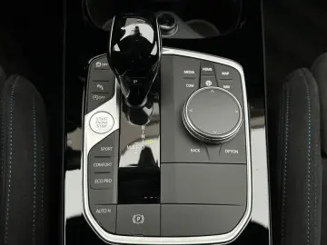 M235i xDrive GC M Sitz Shadow Pano Cam HUD H K