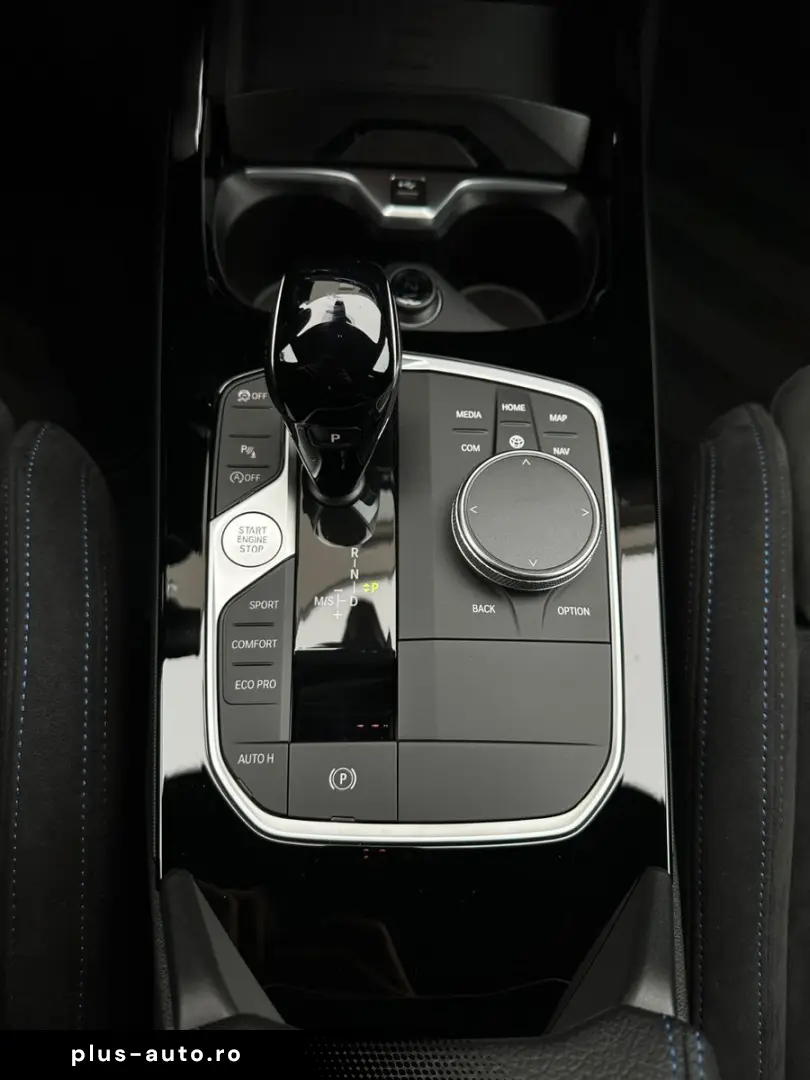 M235i xDrive GC M Sitz Shadow Pano Cam HUD H K