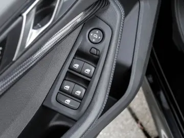 M235i xDrive M SPORT ACC H K PANO PA 19