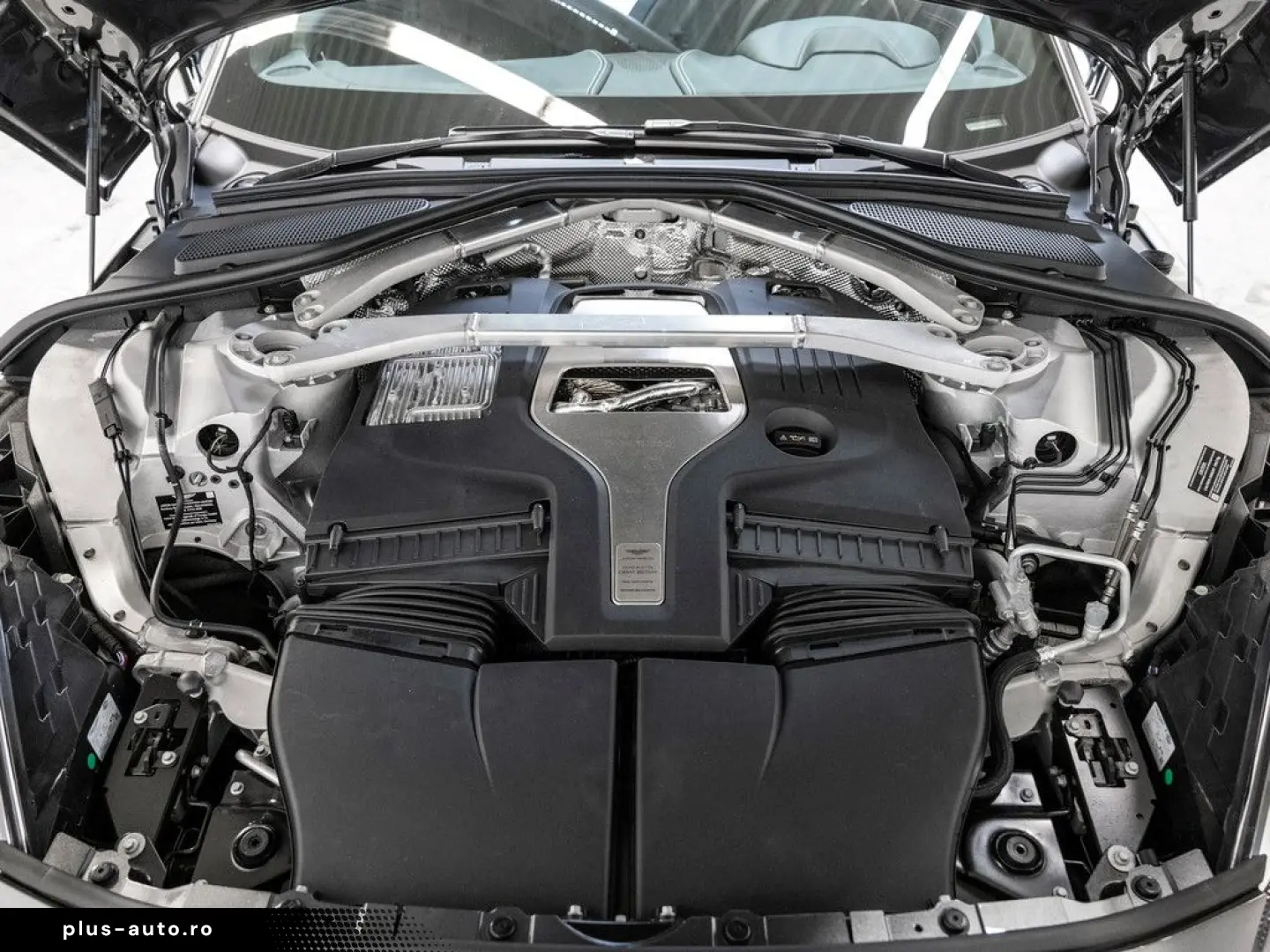 DBX Magnetic Silver Onyx Black