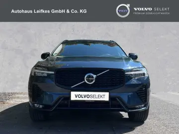XC60 B4 D AWD Plus Dark