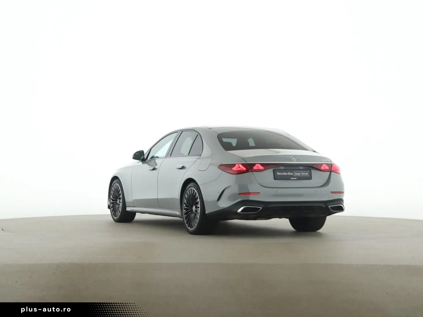 E 400 e 4M AMG Massage Pano AHK HUD Superscreen