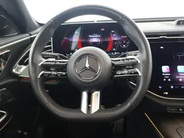 E 400 e 4M AMG Massage Pano AHK HUD Superscreen