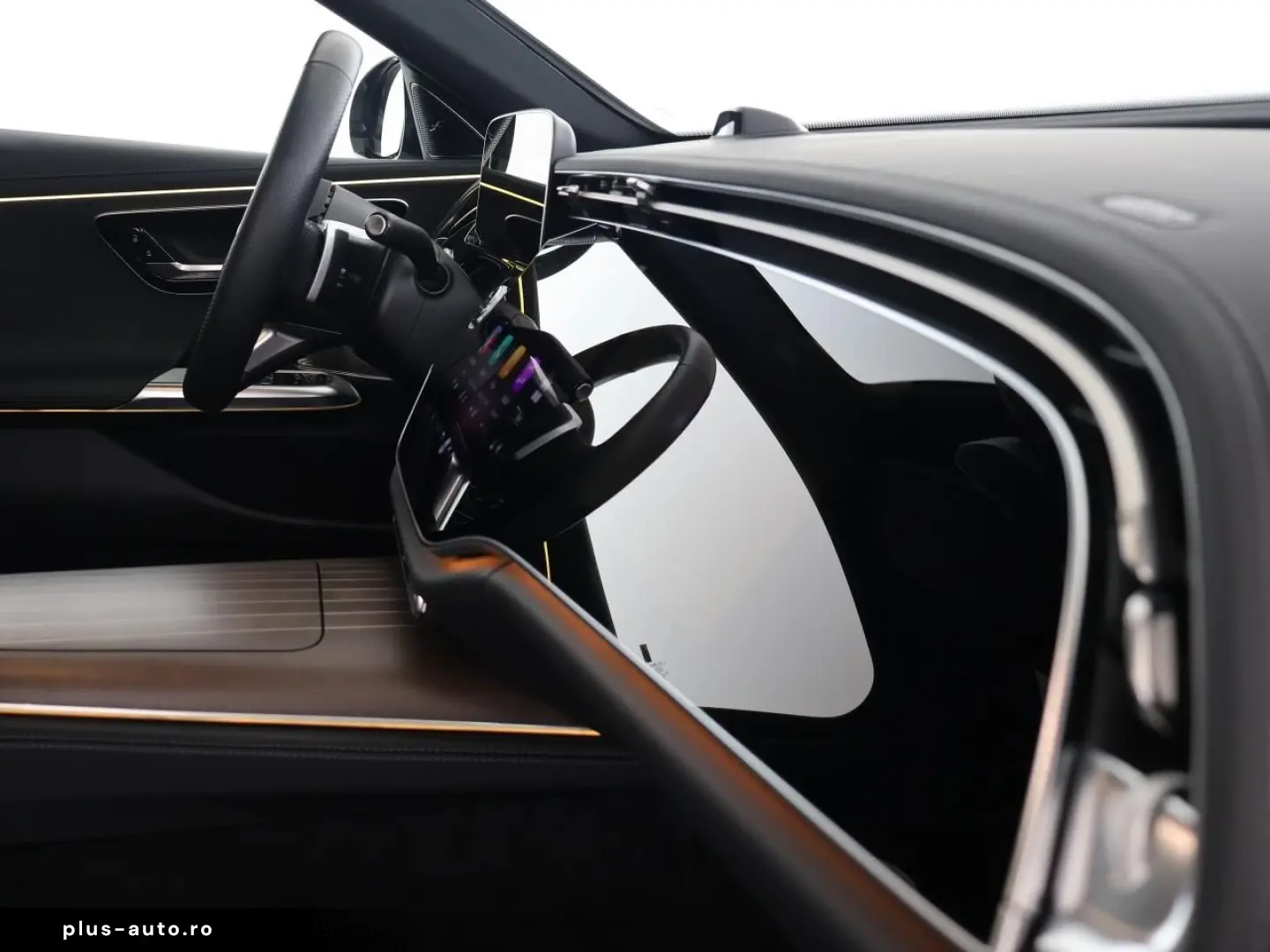 E 400 e 4M AMG Massage Pano AHK HUD Superscreen