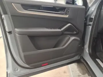 Cayenne Coupe E-Hybrid Sportendrohre 22 Alu Soft