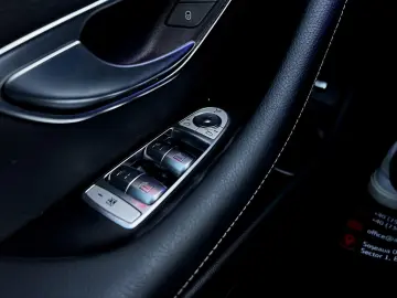 Mercedes-Benz E Gen-W213-2016