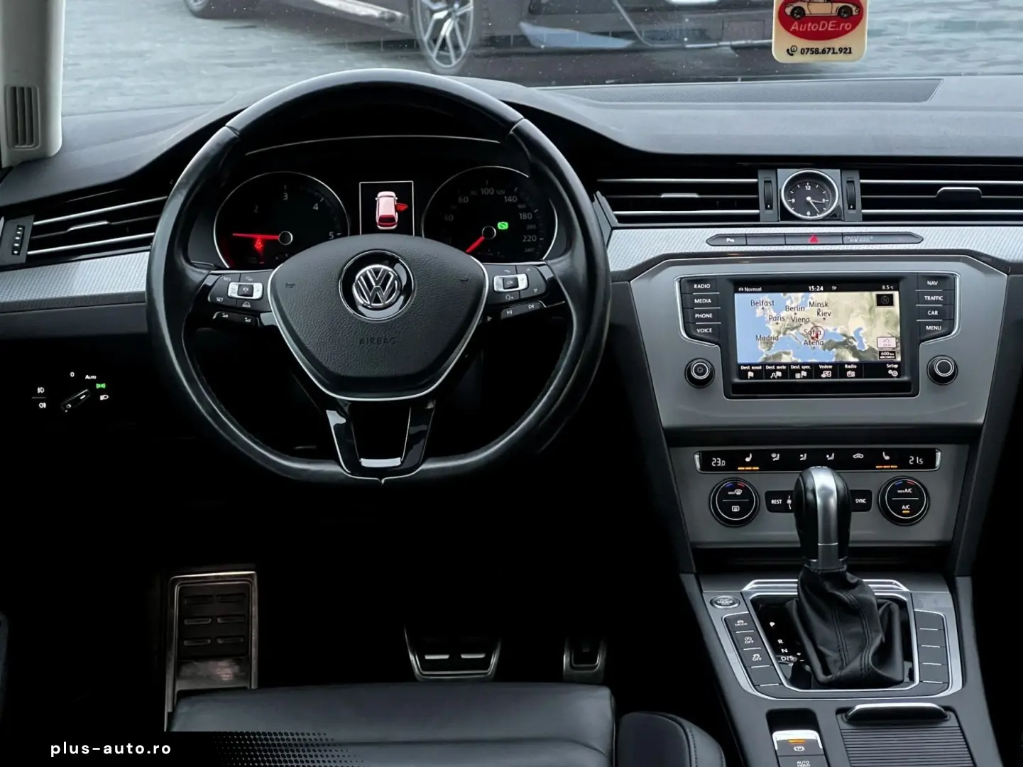 Volkswagen Passat-Alltrack Gen-B8-2014