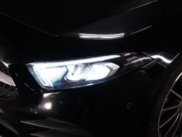 A 220 4Matic AMG Line AMG MBUX 360  ACC AUT KeyL