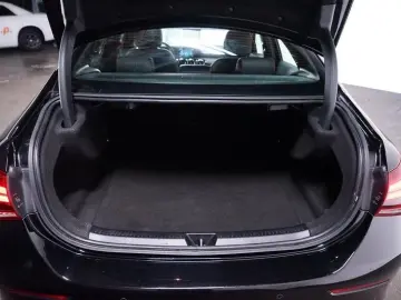 A 220 4Matic AMG Line AMG MBUX 360  ACC AUT KeyL