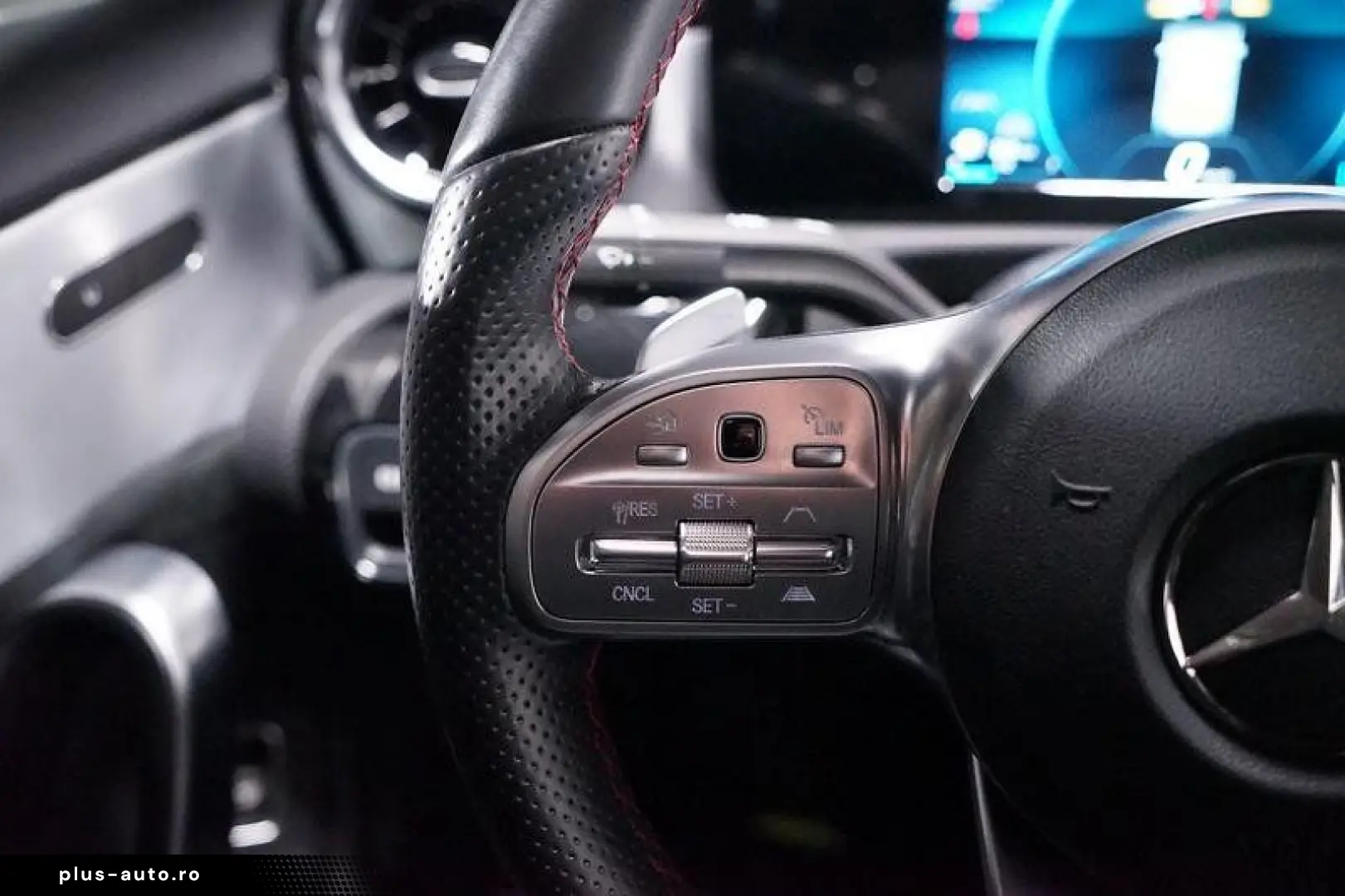 A 220 4Matic AMG Line AMG MBUX 360  ACC AUT KeyL