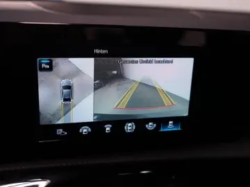 A 220 4Matic AMG Line AMG MBUX 360  ACC AUT KeyL