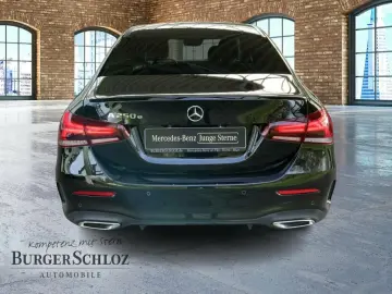 A 250 e AMG 360 ACC AHK AUT DynLicht Kam. KlimaA