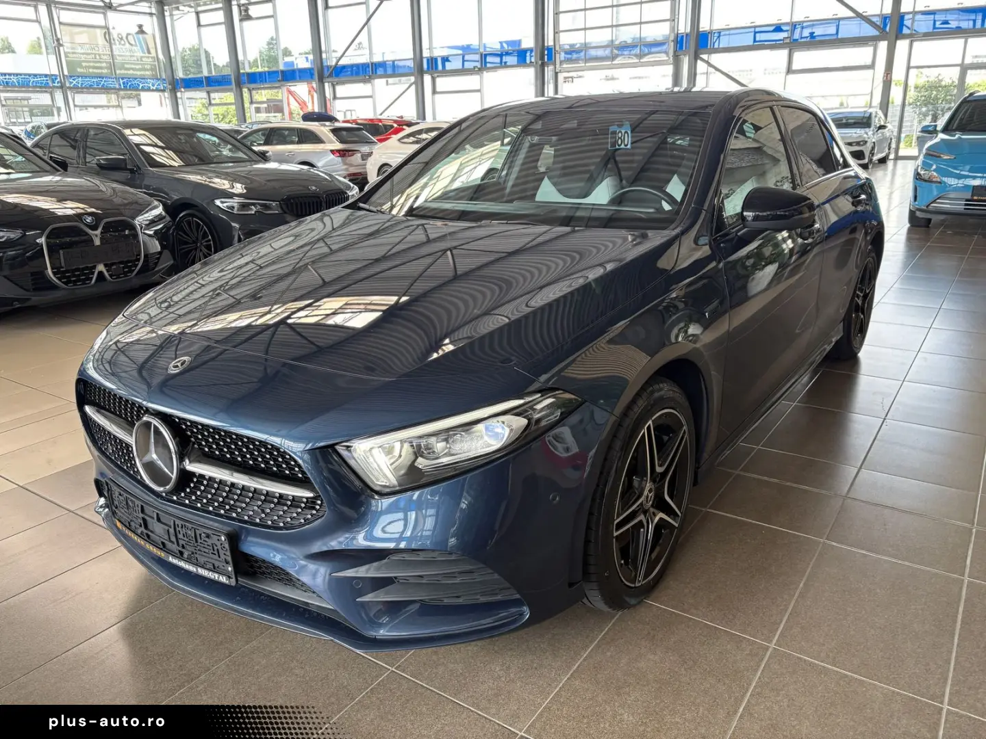 A 250 e AMG-Line HUD Distr.  LED 360 Cam Leder
