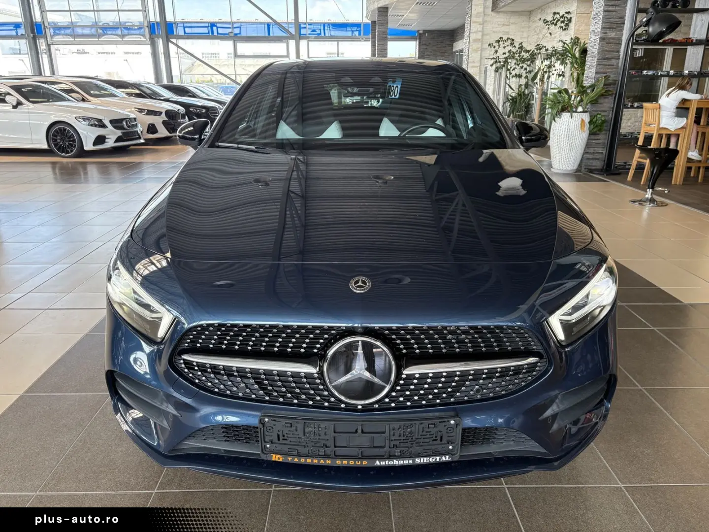 A 250 e AMG-Line HUD Distr.  LED 360 Cam Leder