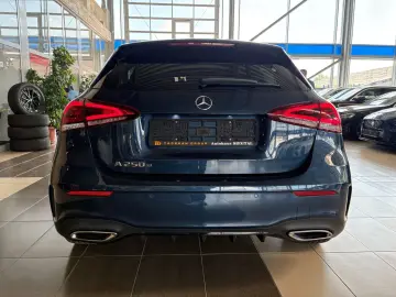 A 250 e AMG-Line HUD Distr.  LED 360 Cam Leder