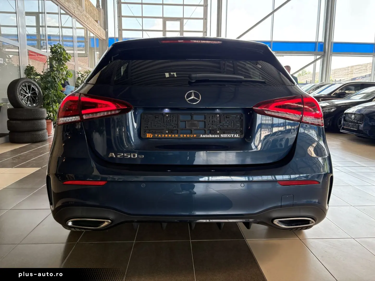 A 250 e AMG-Line HUD Distr.  LED 360 Cam Leder