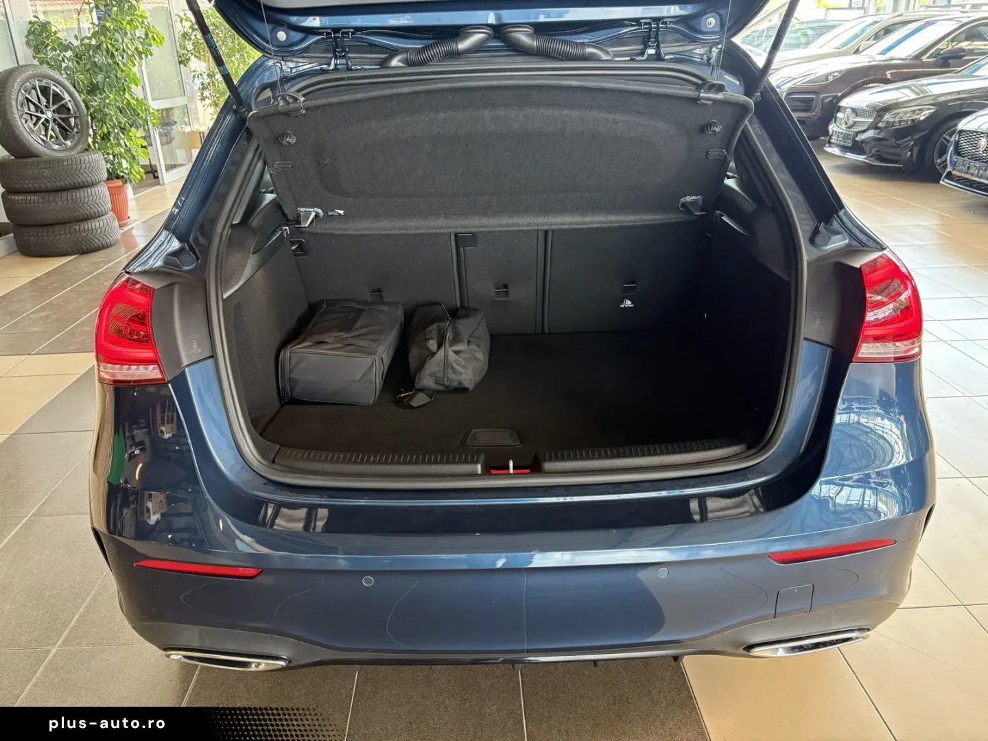 A 250 e AMG-Line HUD Distr.  LED 360 Cam Leder