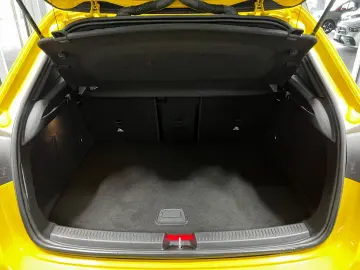 A 250e AMG Line DISTRONIC LED PDC&360  HEAD-UP